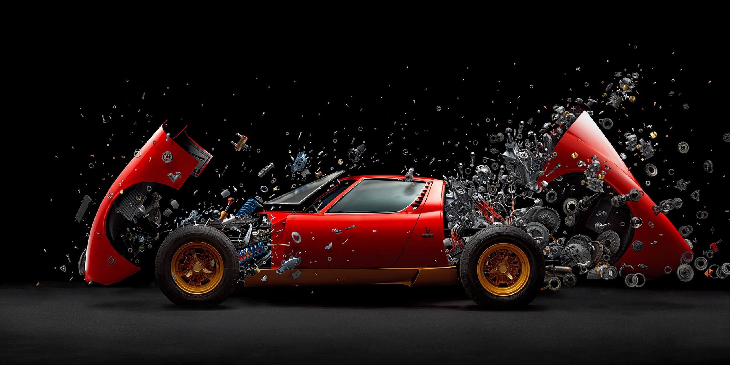 <strong>Animation suspendue</strong><br/><span>Une Lamborghini Miura de 1972 re&ccedil;oit le traitement Oefner, une pi&egrave;ce &agrave; la fois</span> 